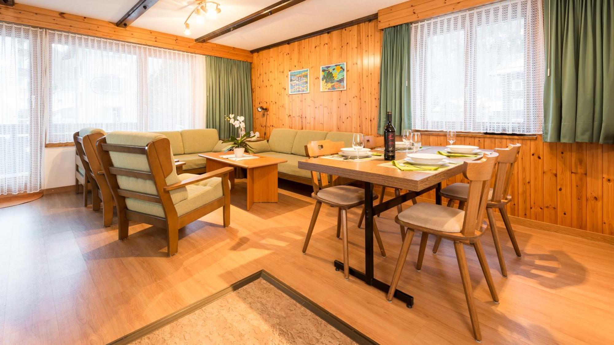 サース・アルマゲルHaus Albaアパートメント 部屋 写真